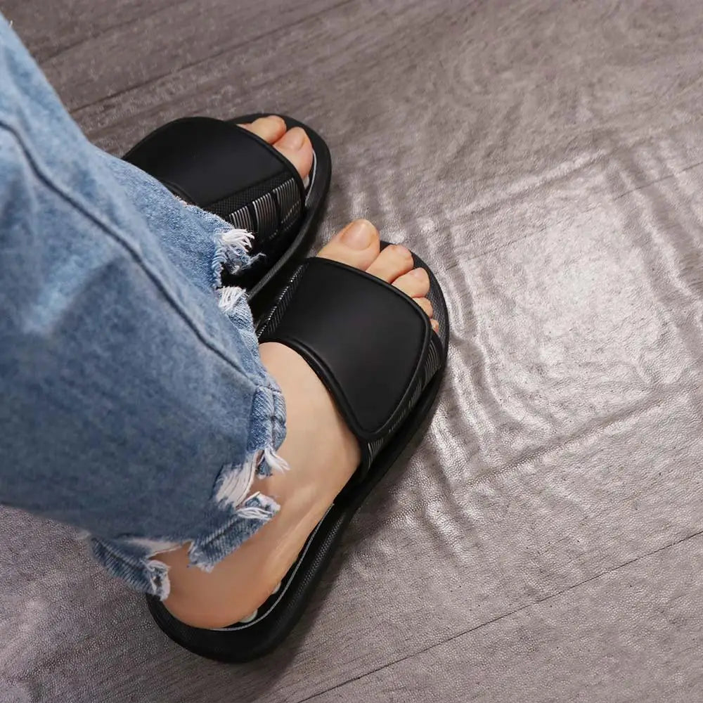 SoleZen 360° Reflexology Massage Slippers